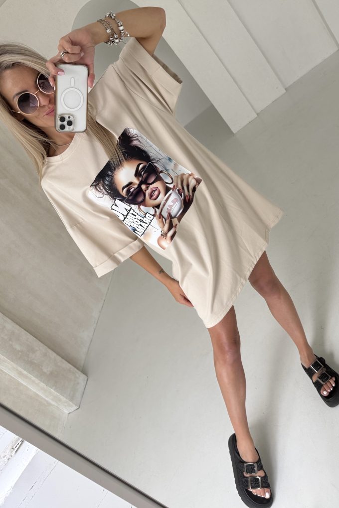 GOOD NO TIME FOR DRAMA sukienka t-shirt, beżowa